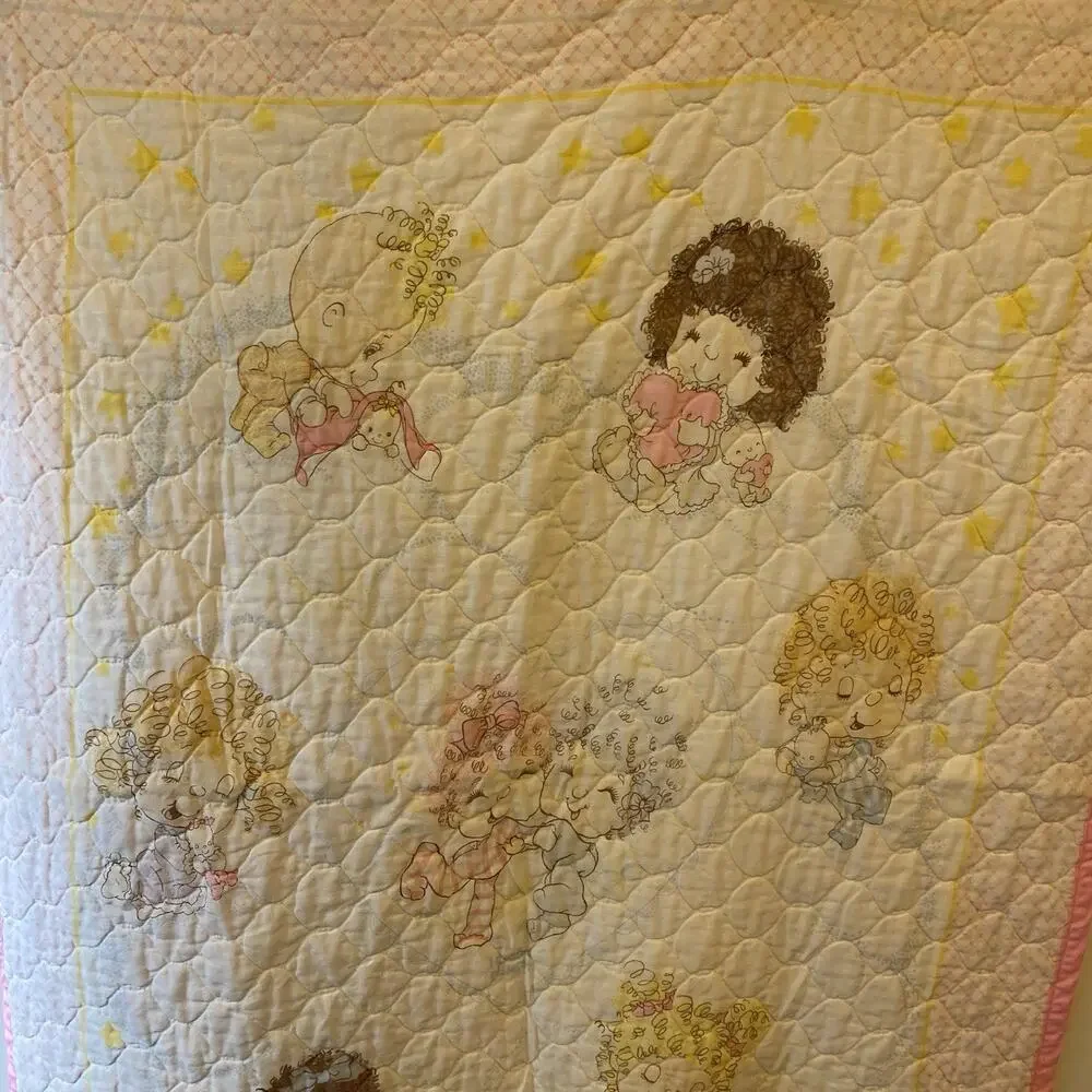 Vintage 1980s Hugga Bunch Crib Baby Nursery Blanket Soft Cotton Novelty Quilted